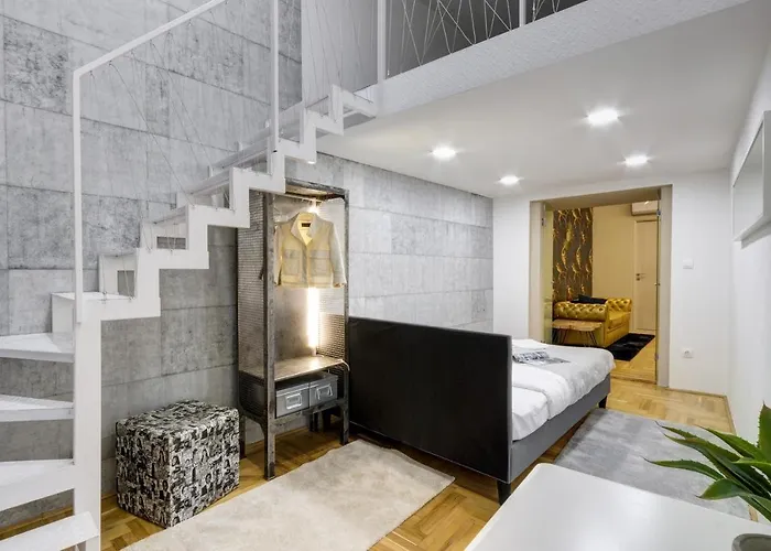 아파트 Comfort Close To The Basilica W Ac